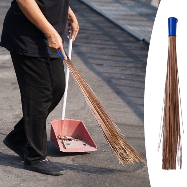SN SKENNOVA™ 32″ Outdoor Multi‑Surface Heavy‑Duty Broom – Coconut Leaf Bristles, PVC‑Cap Bamboo Handle & Wall Hanger - Image 5